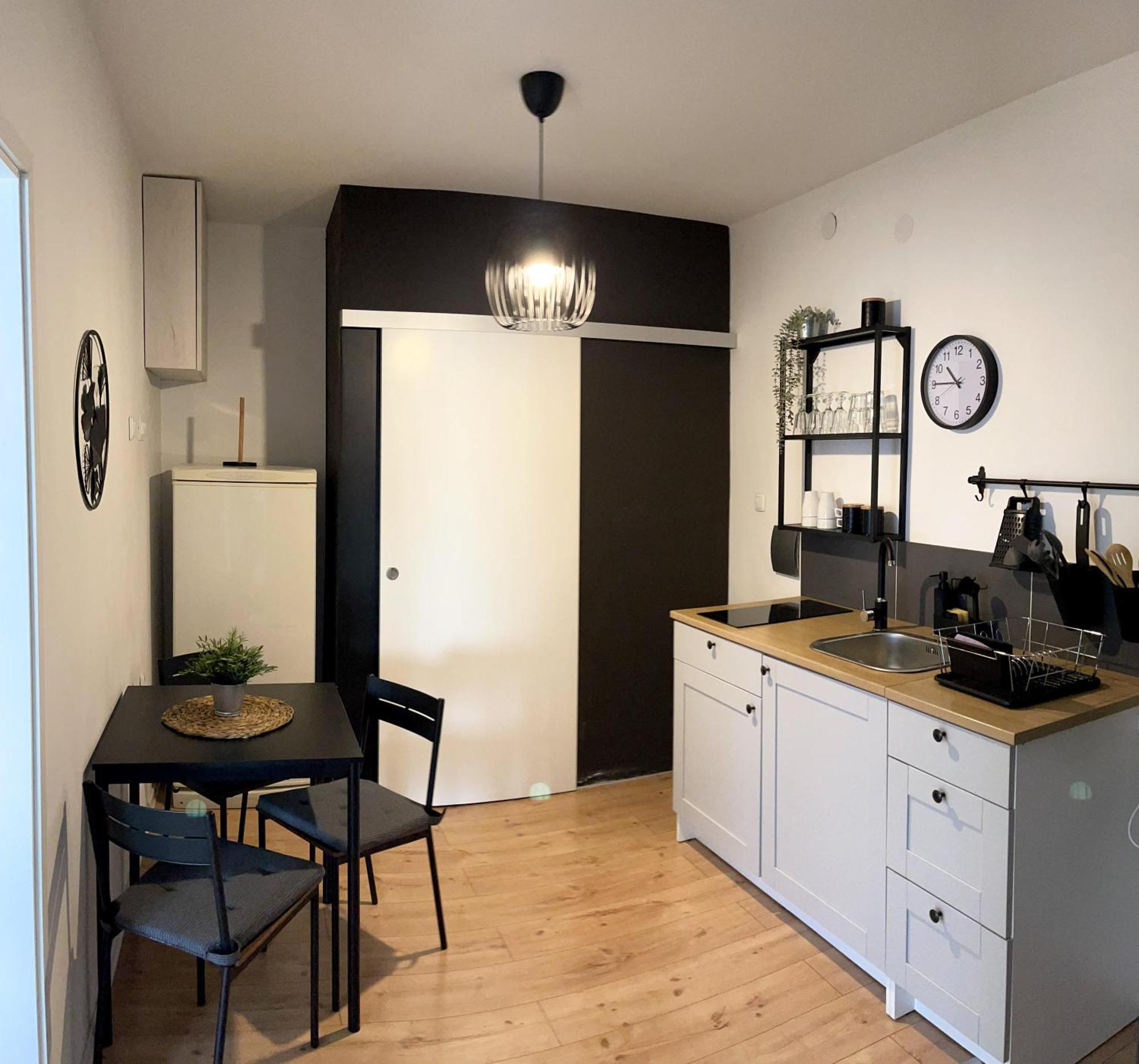 4 Stars Apartments Near Airport Velika Gorica Ngoại thất bức ảnh